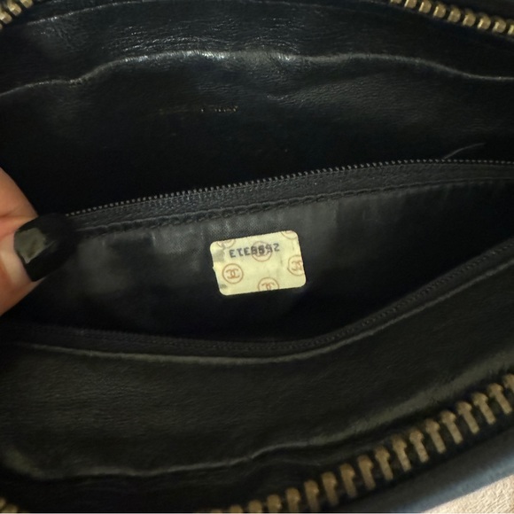Vintage Chanel Camera camera bag - Picture 8 of 15